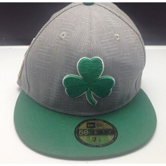 Boston Celtics NBA fitted hat with patches Size 7 1/8  New Era 59 Fifty - Picture 1 of 8